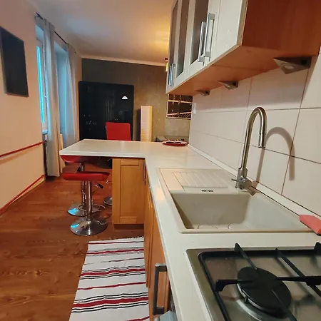 2-izbovy V Centre Mesta - 2-bedroom With 2 Balcony In The Centre Of The شقة مالاتسكي